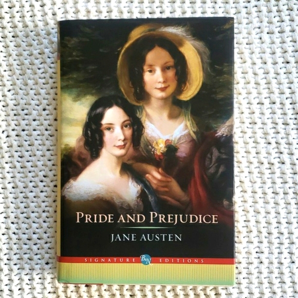 Jane Austen's Emma and Pride & Prejudice Hardcover Books - Picture 2 of 12